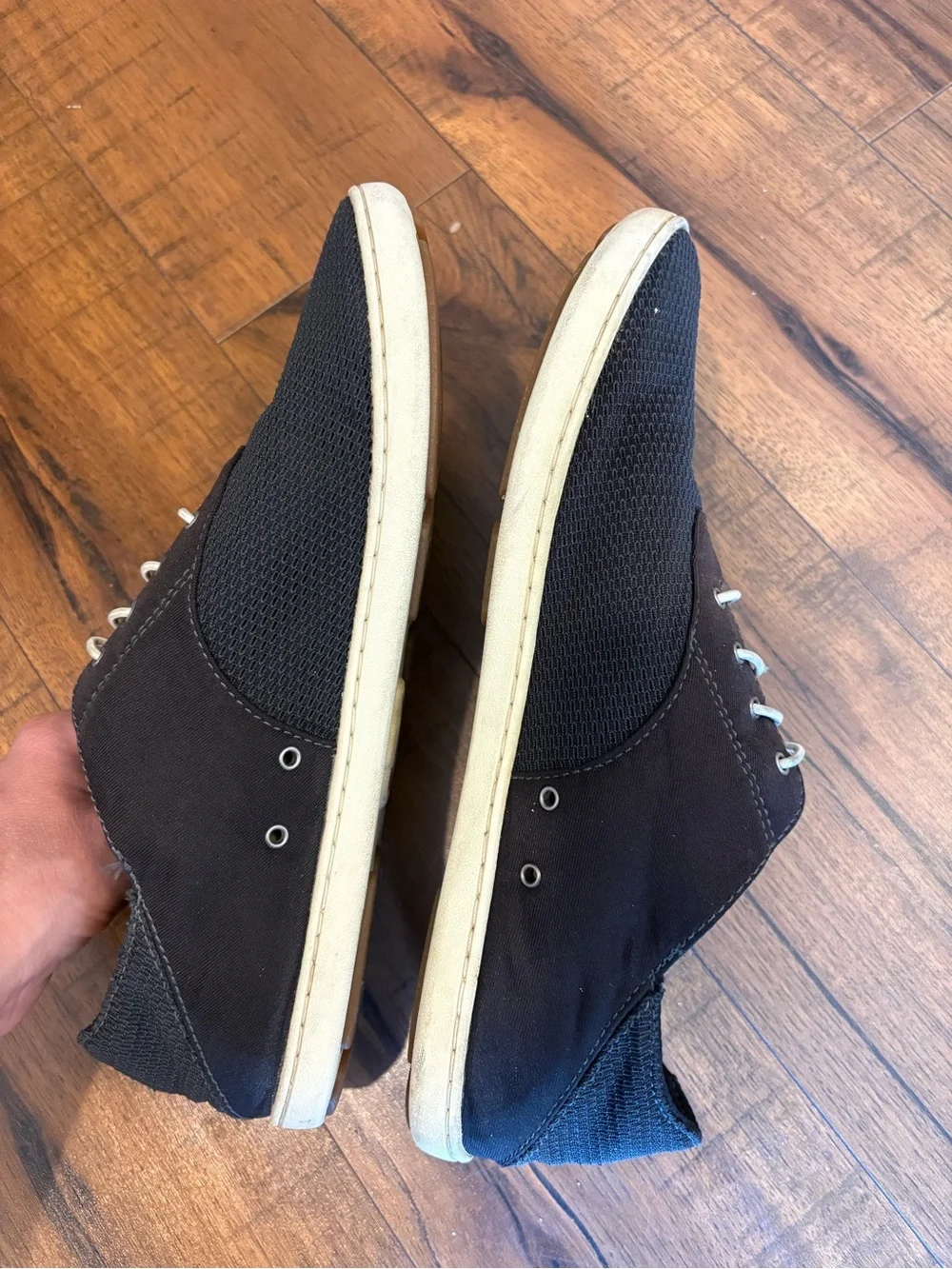OluKai Nohea Moku Mens 10.5 Black Mesh Slip On Slip In No Tie Boat Shoes Sneaker